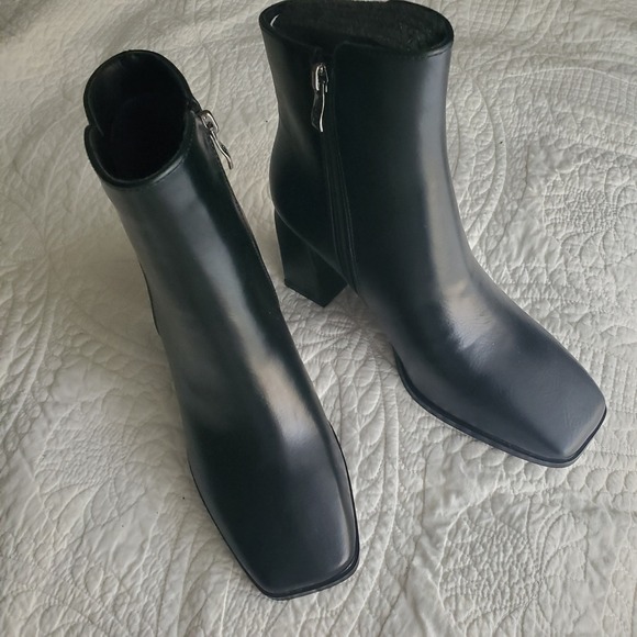 Black Square Toe Block Heel Ankle Boots Size 7 - Picture 10 of 10
